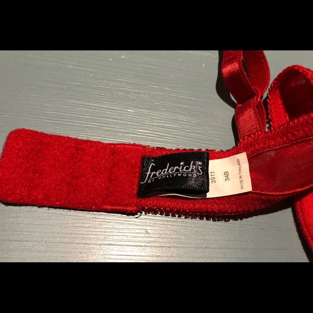 Beautiful lace bra size 34B - Picture 8 of 13